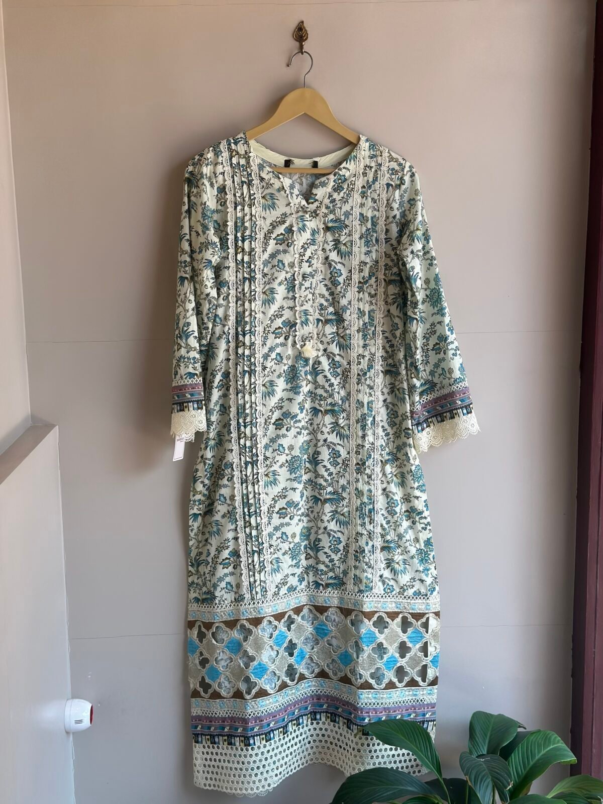 PAKISTANI CASUAL WEAR