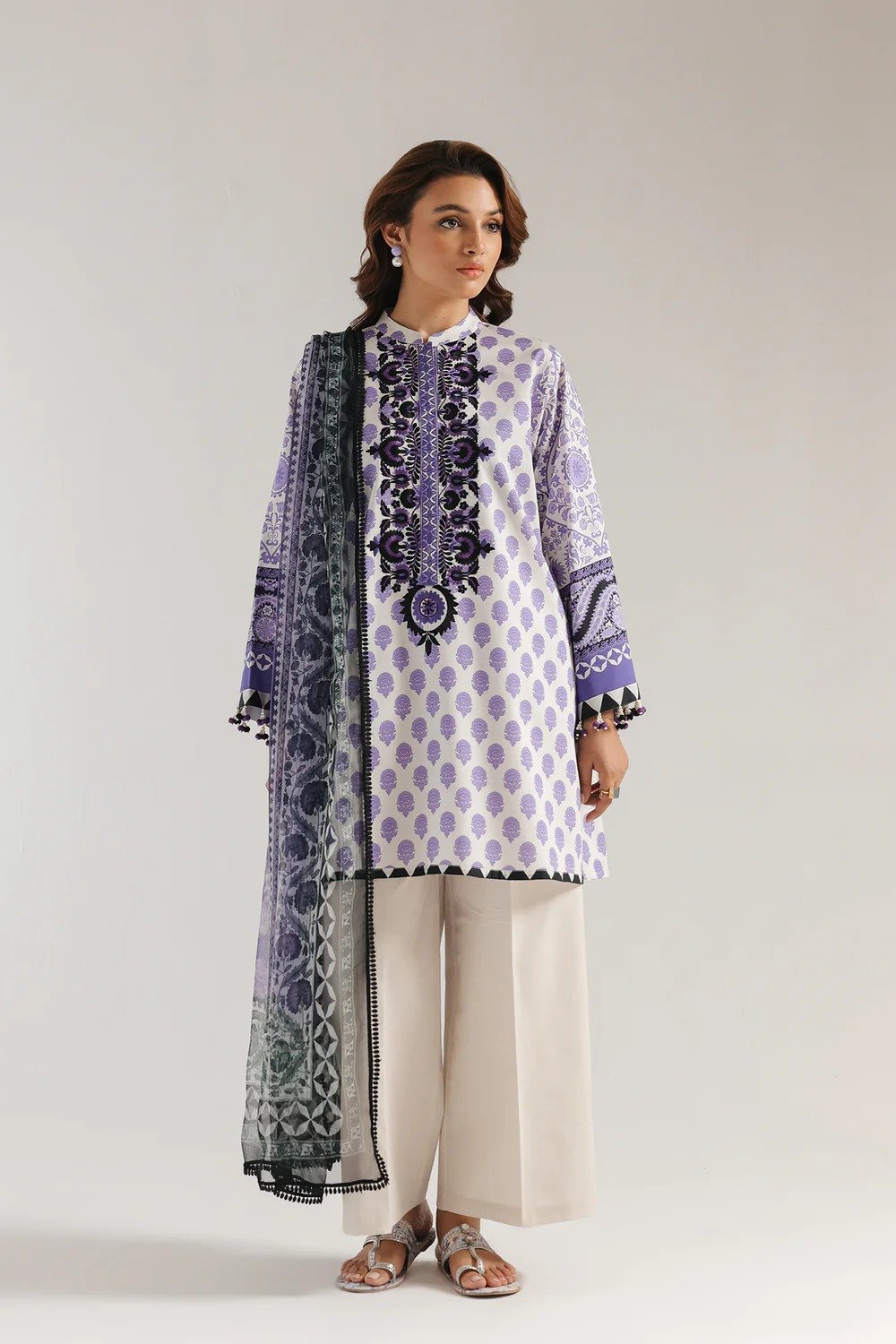 Shahzadi Lawn SHAHZADI LAWN