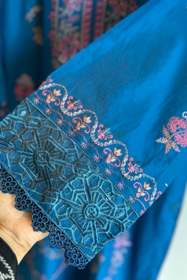 Shahzadi Lawn SHAHZADI LAWN