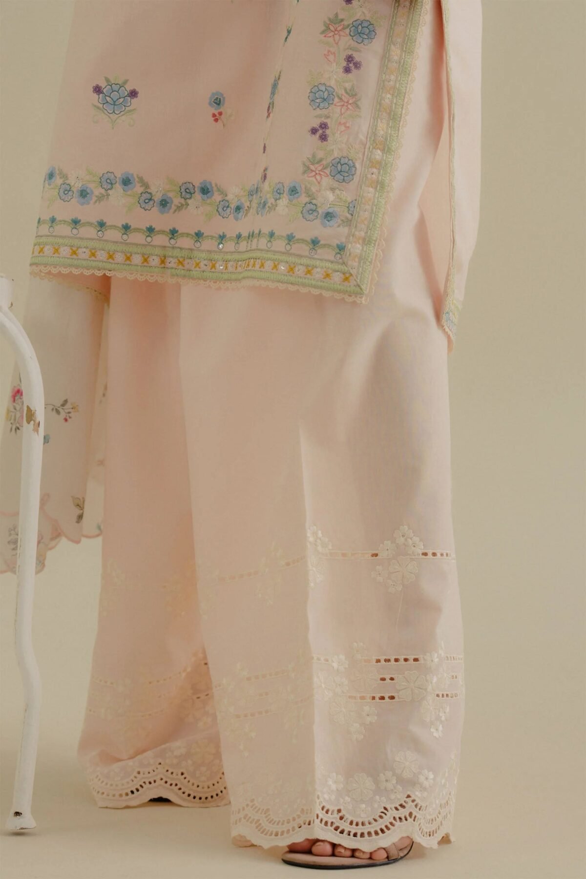 coco lawn SHAHZADI LAWN