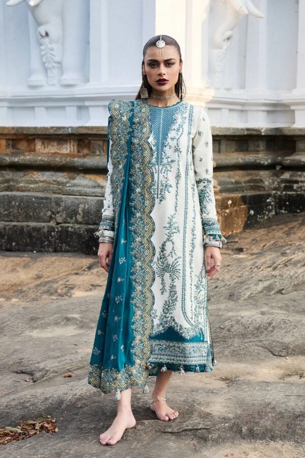 VEIL Luxury Lawn