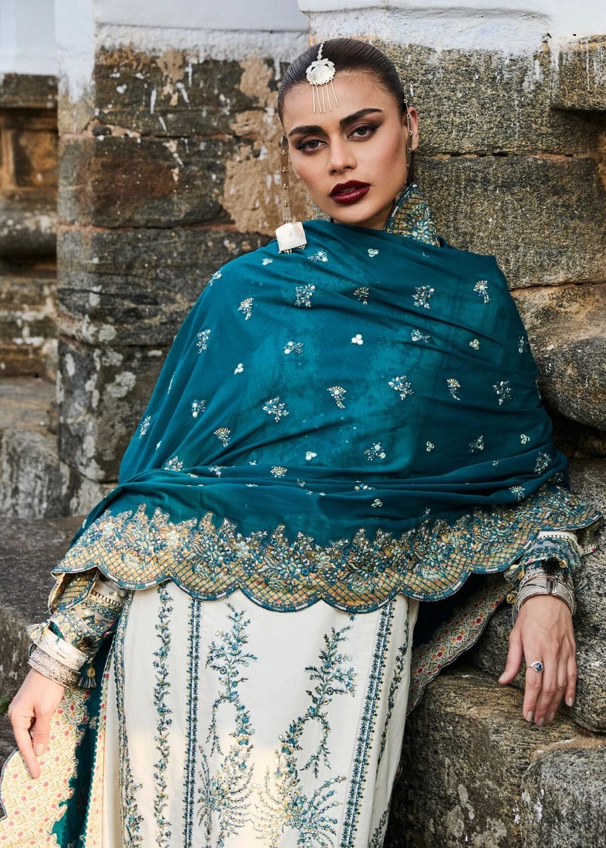 VEIL Luxury Lawn SHAHZADI LAWN