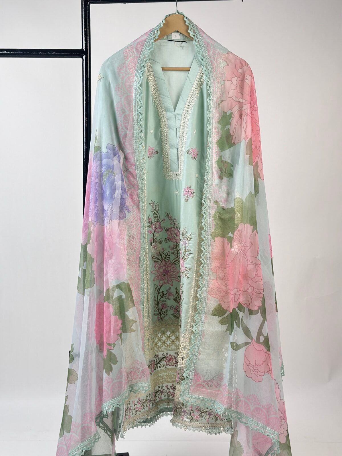 Pakistani Party Wear Lawn