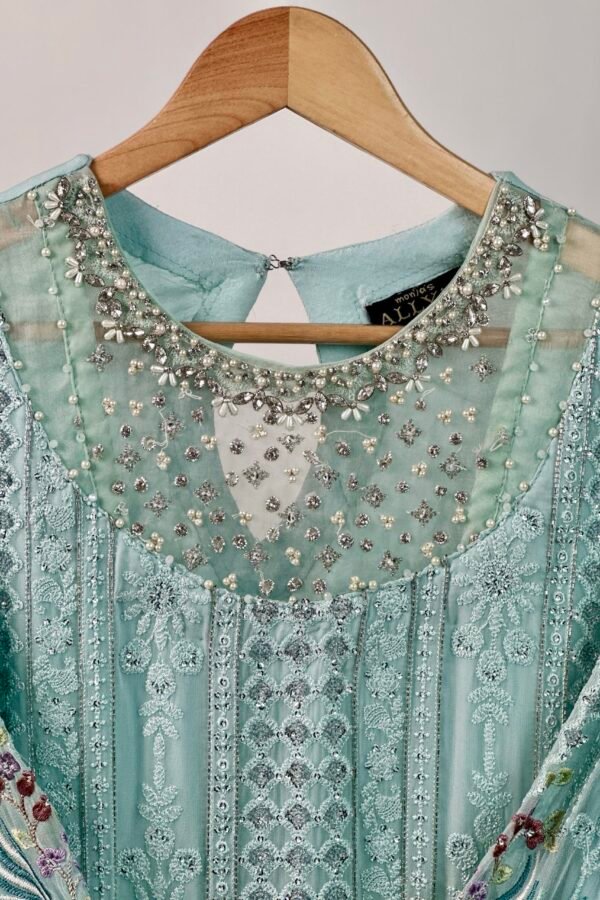 Shahzadi Lawn SHAHZADI LAWN