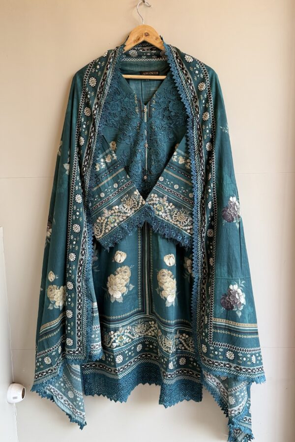 Pakistani Suit